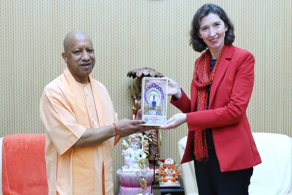 UK, Uttar Pradesh Collaborate on Scholarships