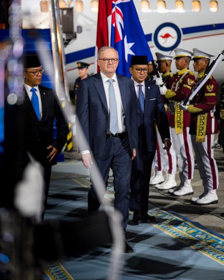 Wonderful warm welcome from Indonesian Ministers for our arrival in Jakarta to sign our...