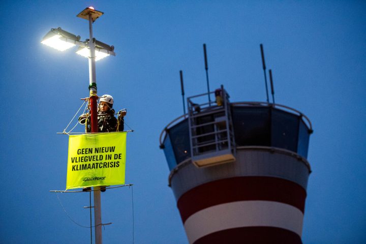 Greenpeace Activists Occupy Lelystad Airport in the Netherlands. © Marten  van Dijl / Greenpeace
