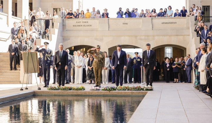 As Parliament begins for the year, we gather to pay our respects at the @AWM’s Last Post...
